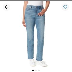 Gloria Vanderbilt Amanda (short)